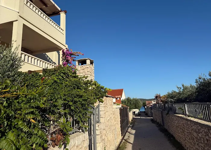 Vucica, דירה