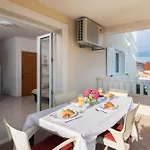 Vucica, Appartement