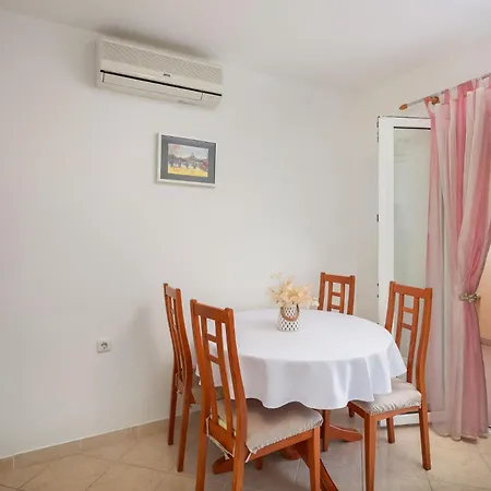 Appartement Vucica, *